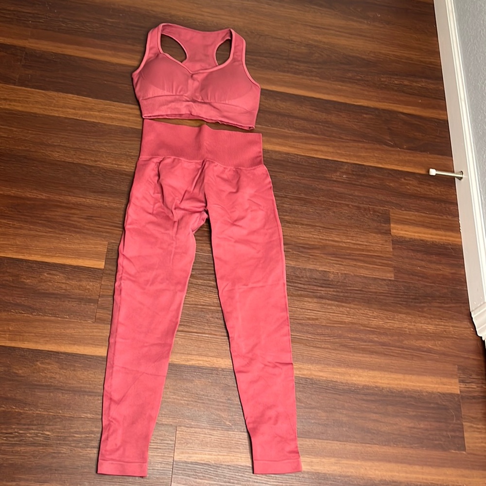 Womens padded sports bra and leggings set small maroon activewear workout